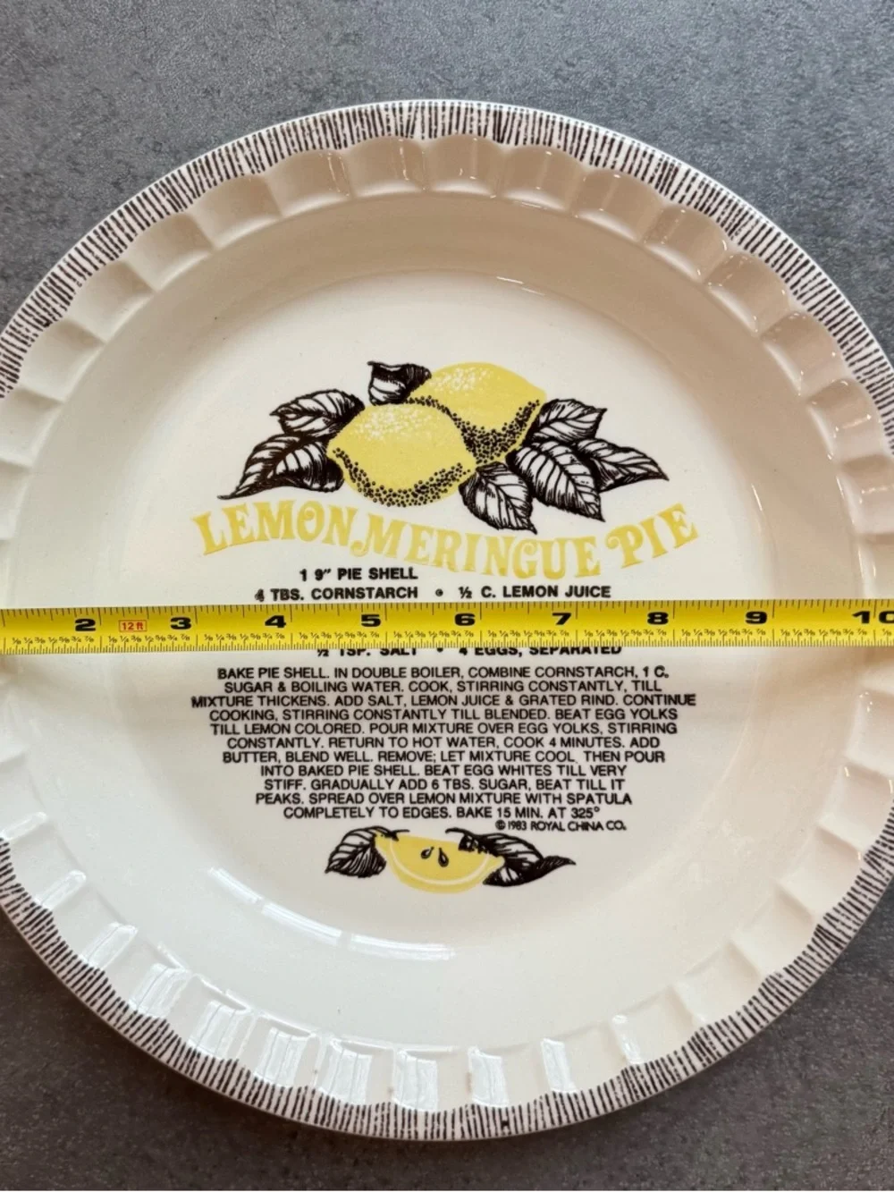 Lemon Meringue Pie Ceramic Serving Plate - Yellow and Cream - Picture 4 of 4